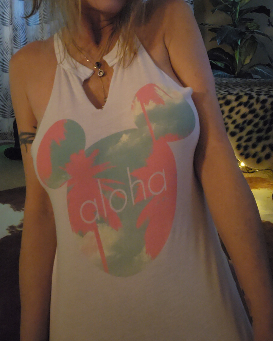 ALOHA TROPICAL TANK